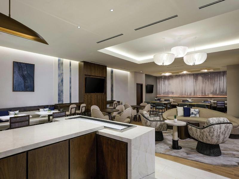 The Westin Oaks Houston at the Galleria image