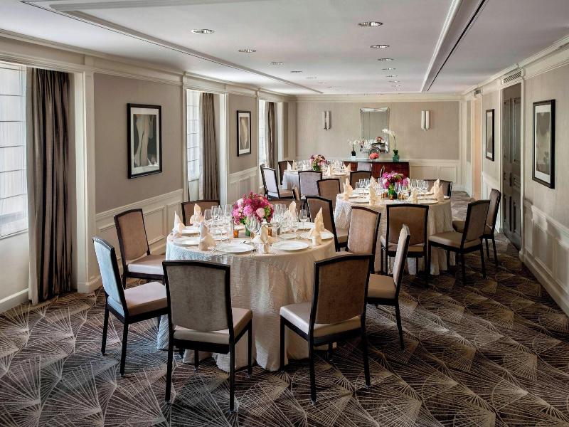 JW Marriott Essex House New York image