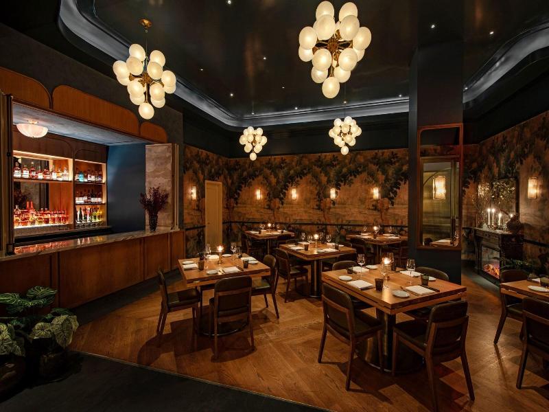 JW Marriott Essex House New York image
