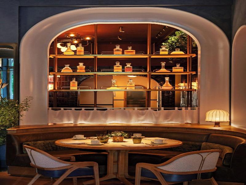 JW Marriott Essex House New York image