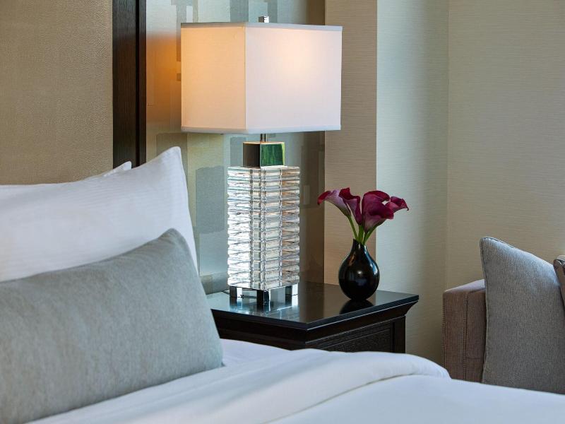 JW Marriott Essex House New York image