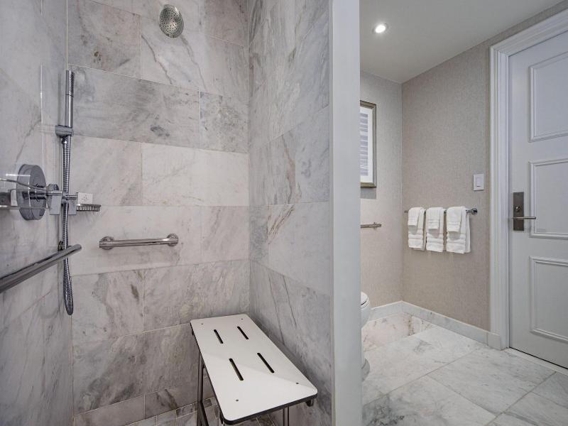JW Marriott Essex House New York image