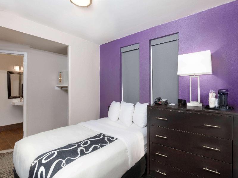 La Quinta Inn & Suites New York City Central Park image