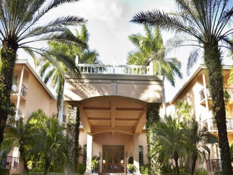 The Capri Inn 3