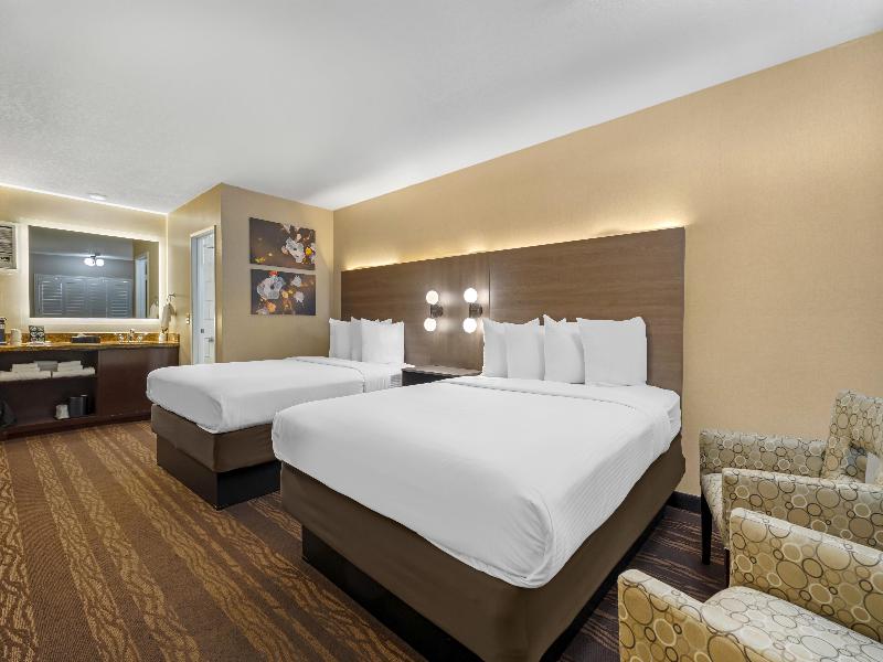 Best Western Plus Stovall'S Inn image