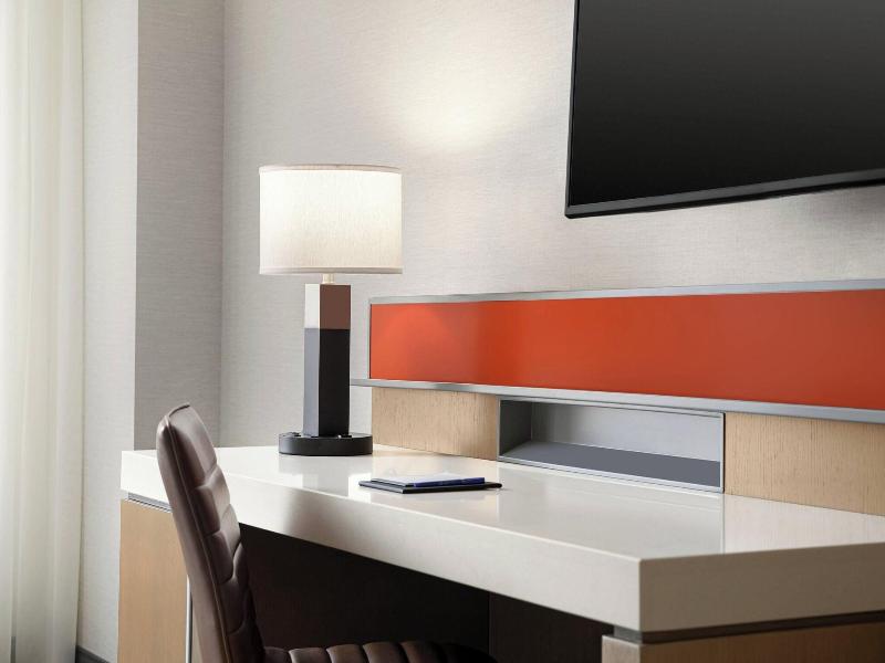 Delta Hotels by Marriott Anaheim Garden Grove image