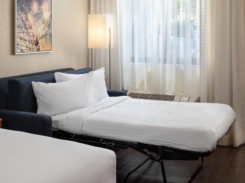 Fairfield Inn Anaheim Resort image