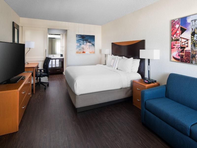 Fairfield Inn Anaheim Resort image