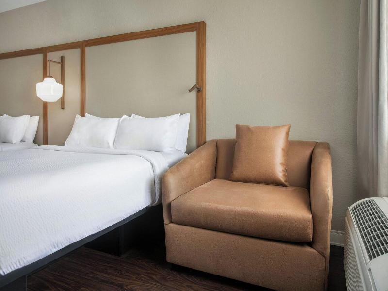 Fairfield Inn Anaheim Resort image