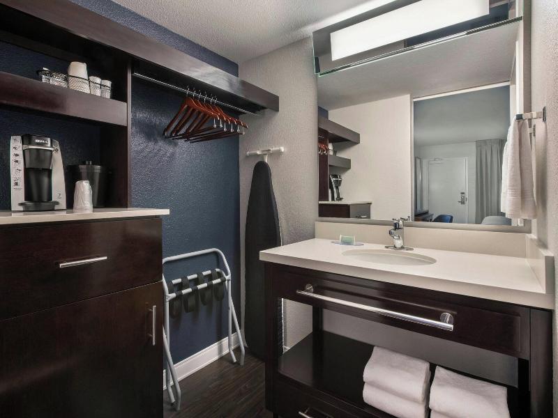 Fairfield Inn Anaheim Resort image