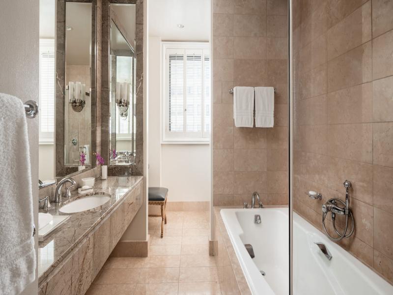 Beverly Wilshire Four Seasons image