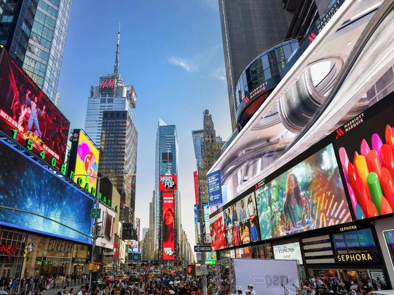 New York Marriott Marquis image