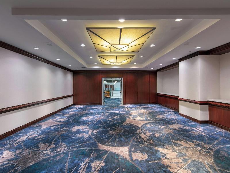 New York Marriott Marquis image