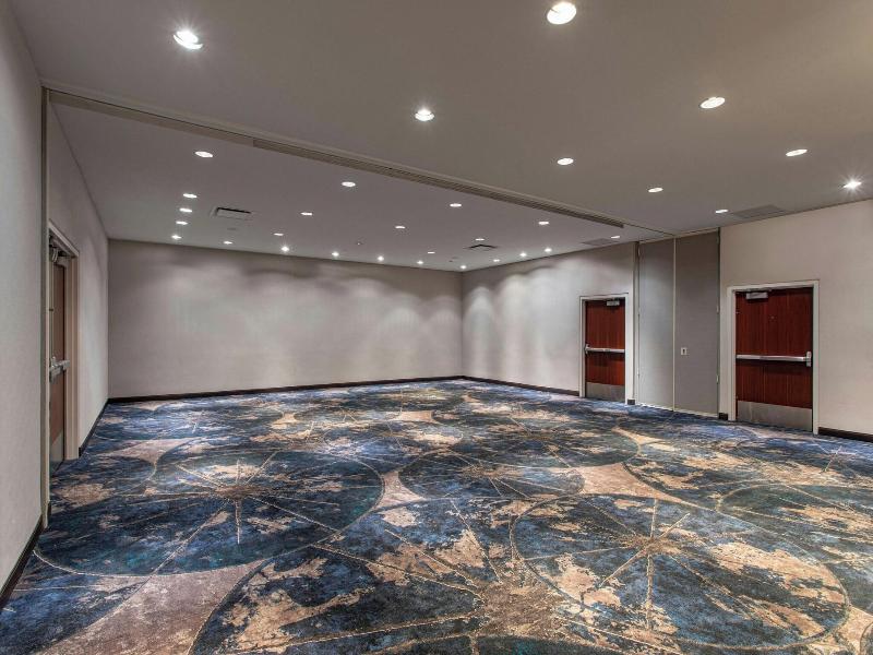 New York Marriott Marquis image