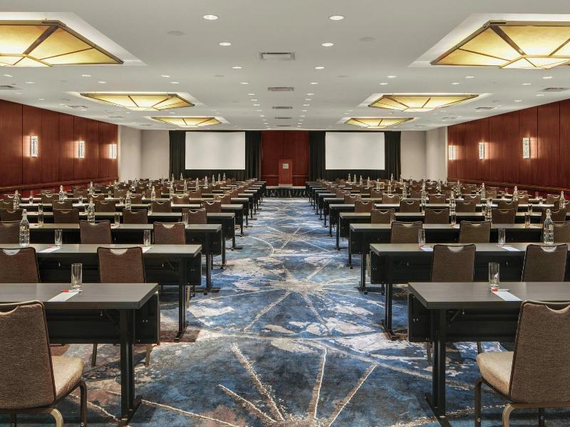 New York Marriott Marquis image