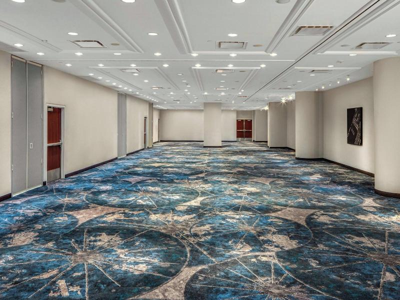 New York Marriott Marquis image