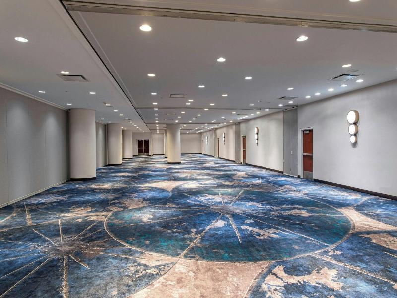New York Marriott Marquis image