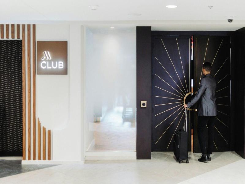 New York Marriott Marquis image
