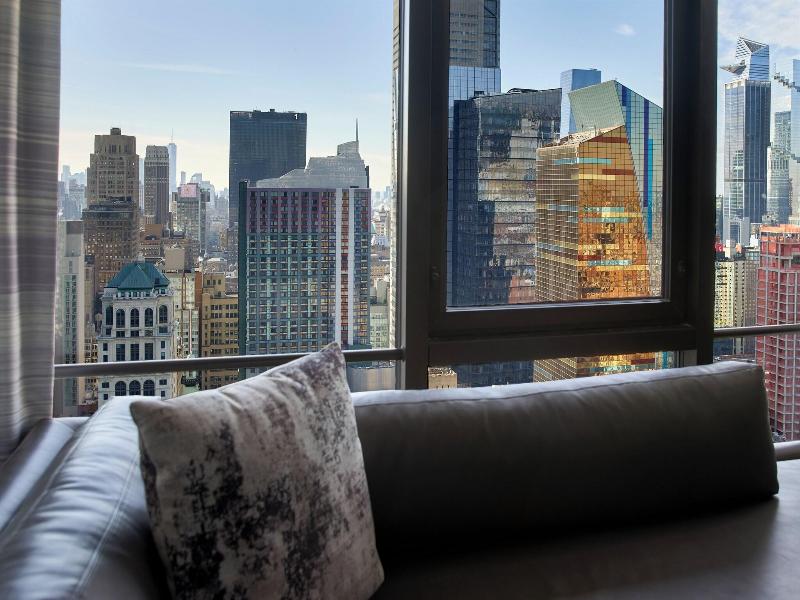 New York Marriott Marquis image