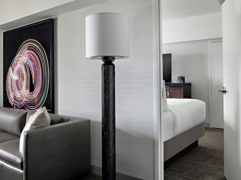 New York Marriott Marquis image