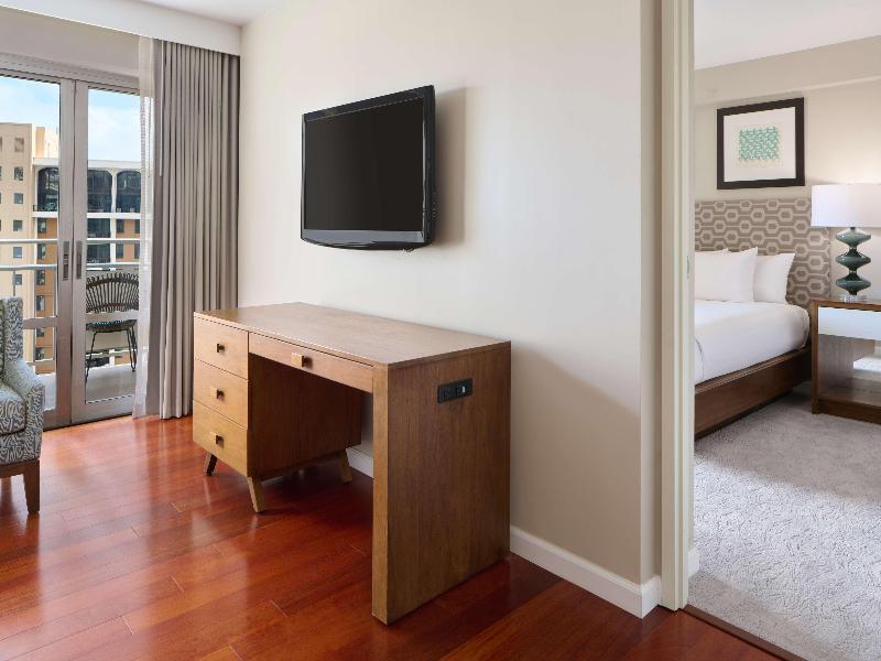 Ilikai Hotel & Luxury Suites image