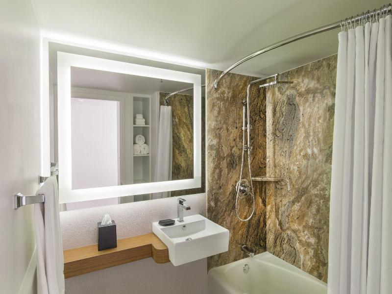 Sheraton Princess Kaiulani image