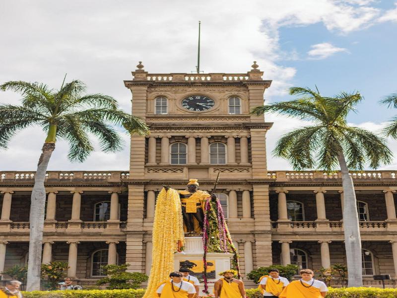 Waikiki Beach Marriott Resort & Spa image