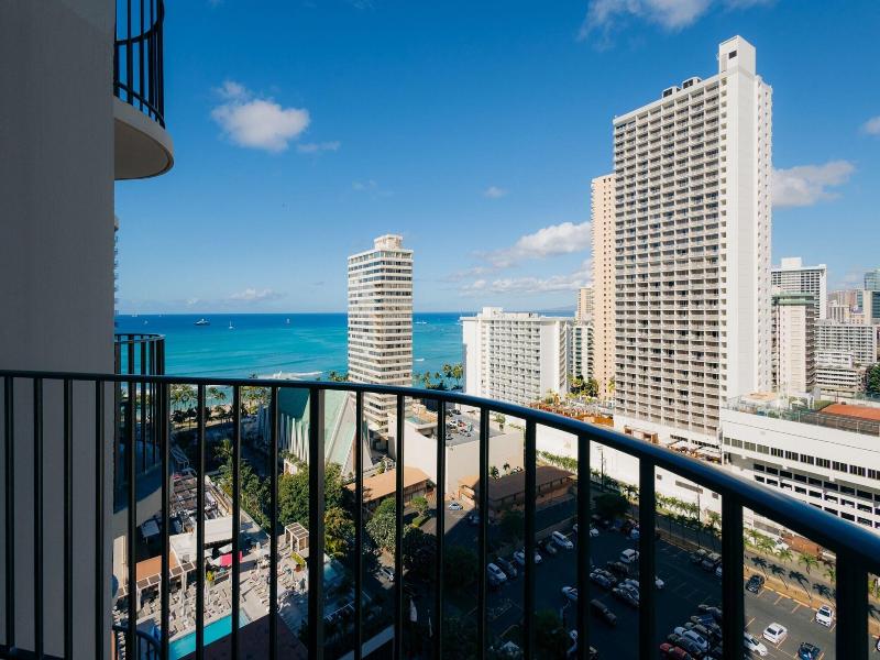 Waikiki Beach Marriott Resort & Spa image