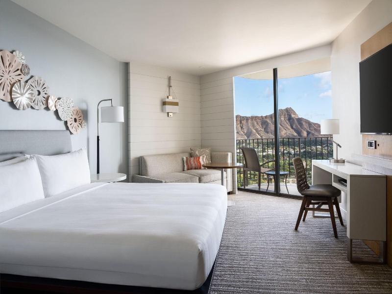 Waikiki Beach Marriott Resort & Spa image