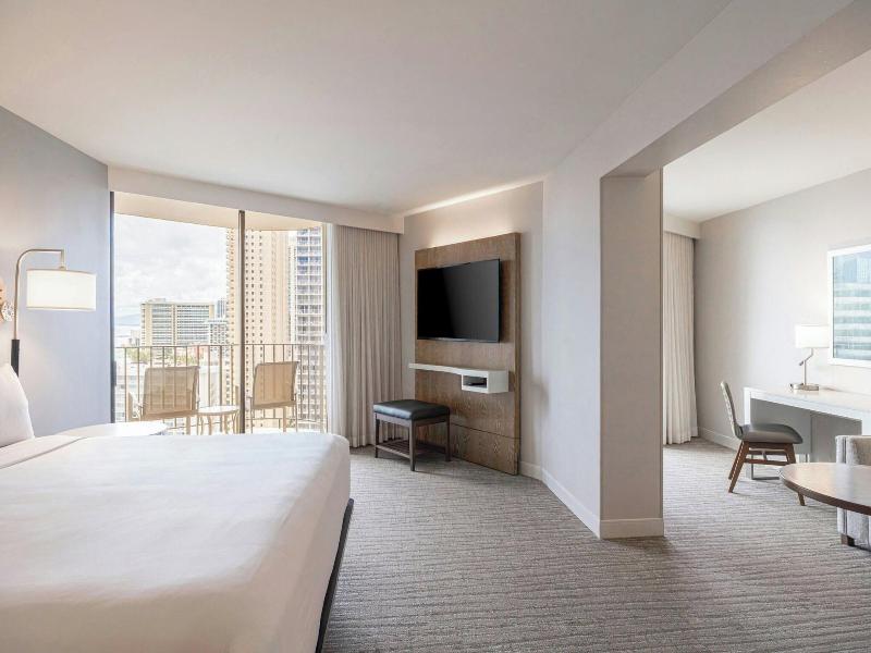 Waikiki Beach Marriott Resort & Spa image