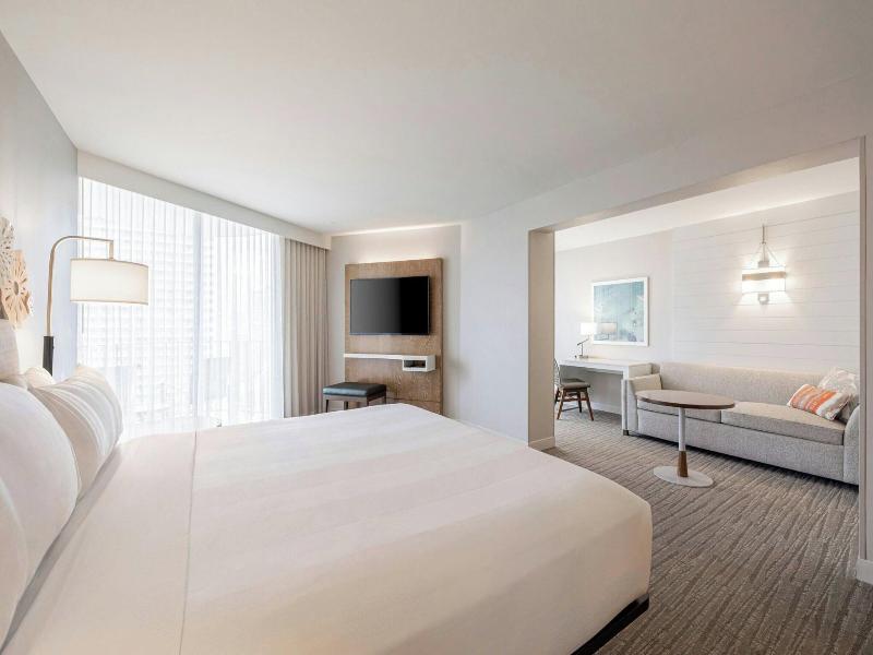 Waikiki Beach Marriott Resort & Spa image
