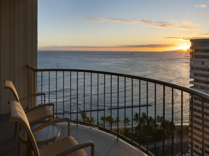 Waikiki Beach Marriott Resort & Spa image