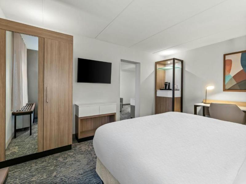 Springhill Suites Pittsburgh Airport image