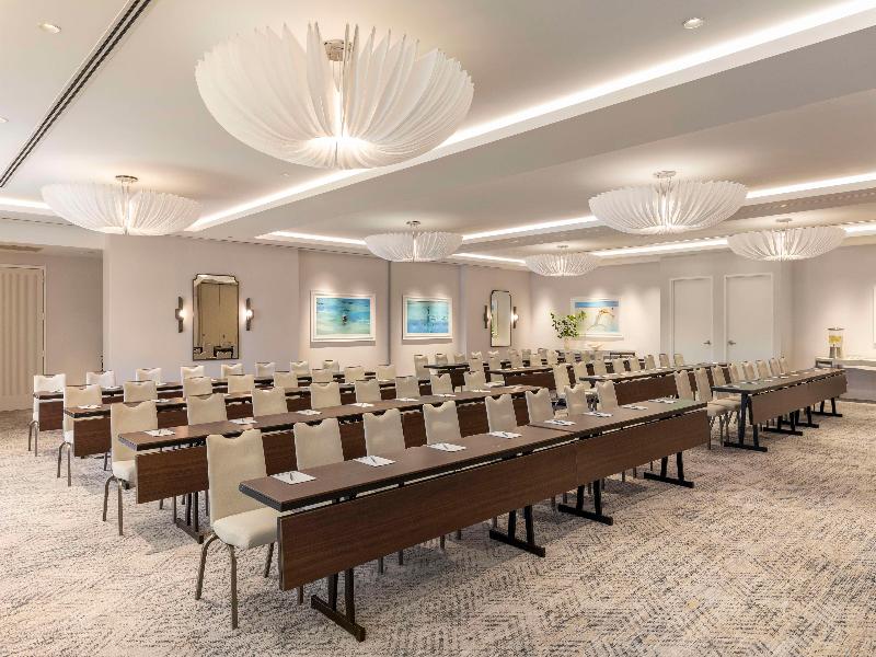 The Singer Oceanfront Resort, Curio Collection image