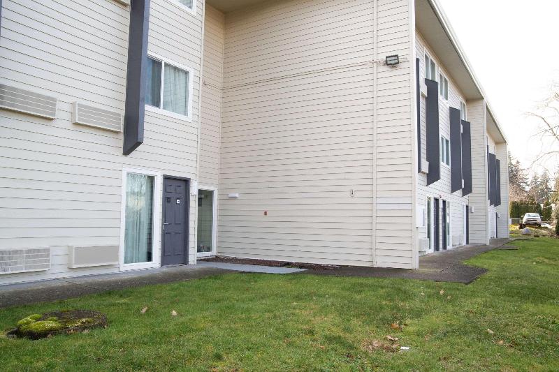 Quality Inn Portland Airport PDX image