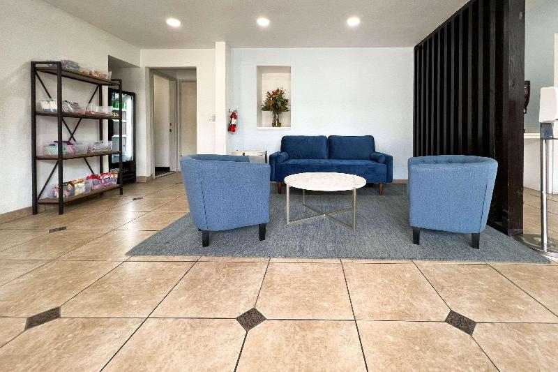 Quality Inn Portland Airport PDX image