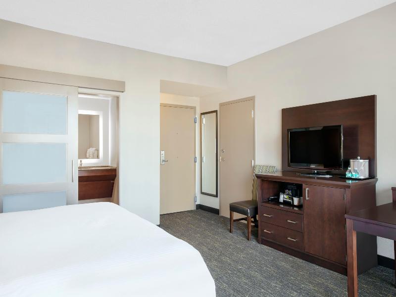 Wyndham San Diego Bayside image