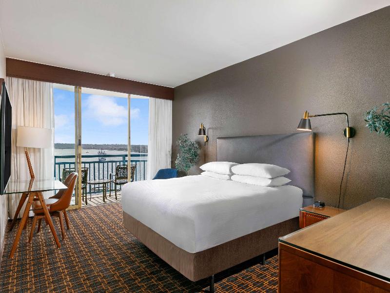 Wyndham San Diego Bayside image