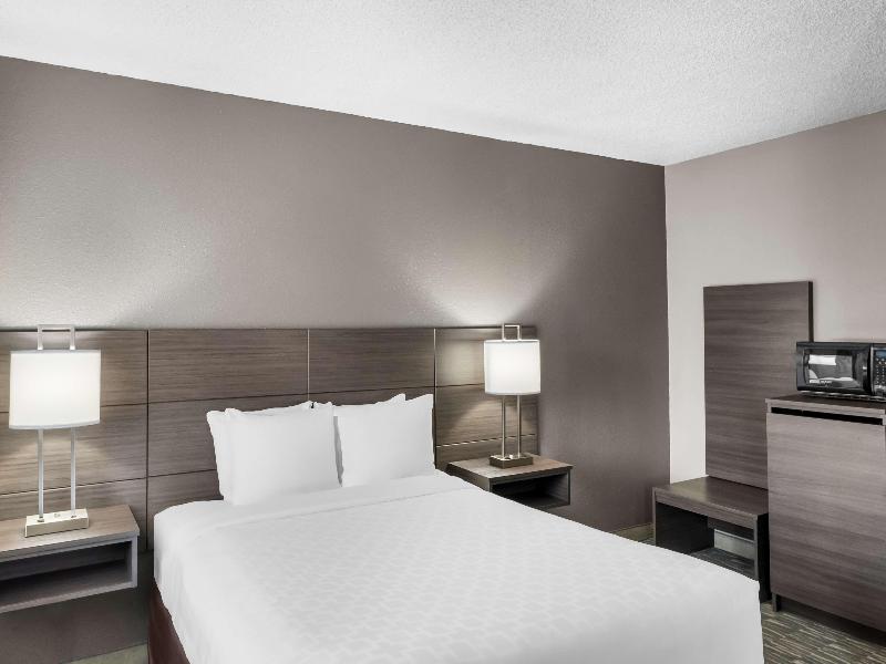 SureStay Hotel by Best Western SeaTac Airport Nort image