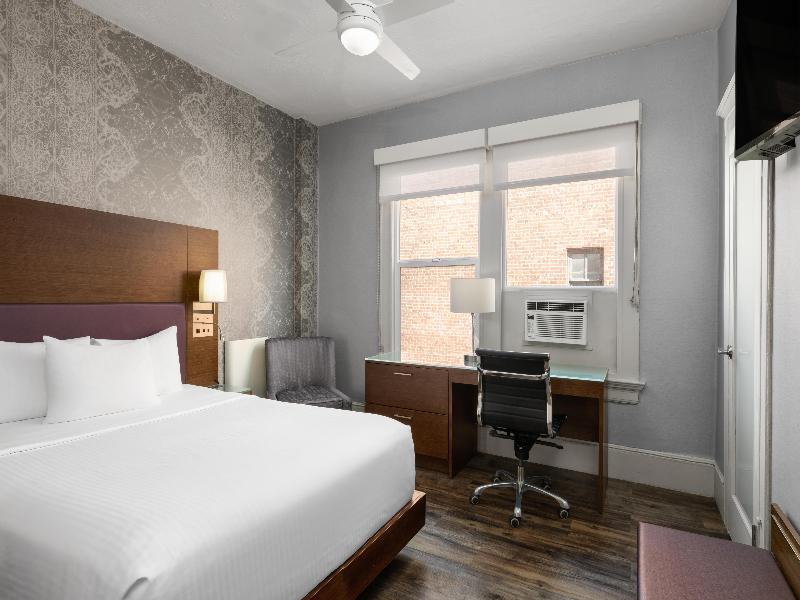 The Cartwright Union Square Bw Premier Collection image