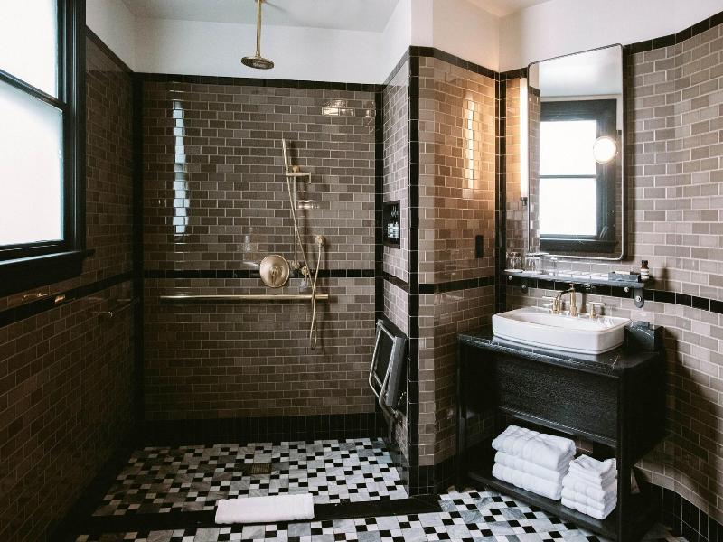 Proper Hotel image