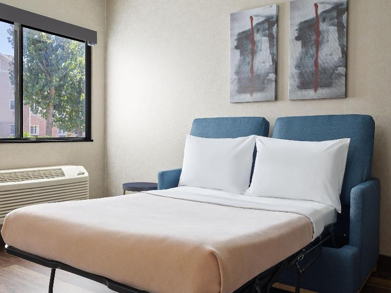 Four Points by Sheraton Salt Lake City Airport image
