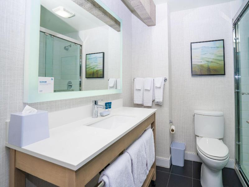 Four Points by Sheraton Salt Lake City Airport image