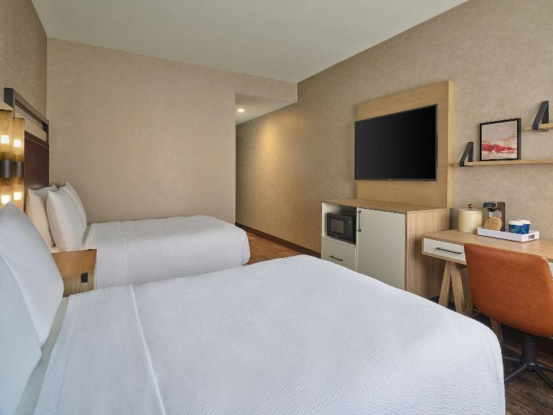 Four Points by Sheraton Salt Lake City Airport image