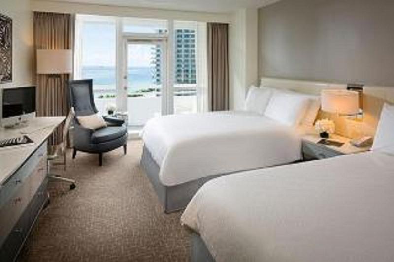 Stay in style at Fontainebleau Miami Beach