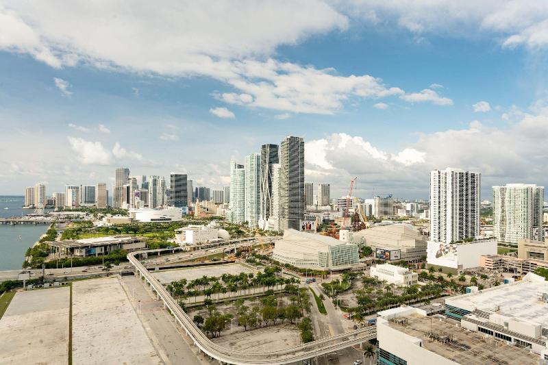 Miami Marriott Biscayne Bay image