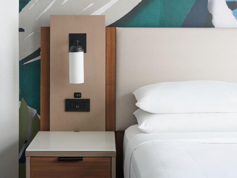 Miami Marriott Biscayne Bay image