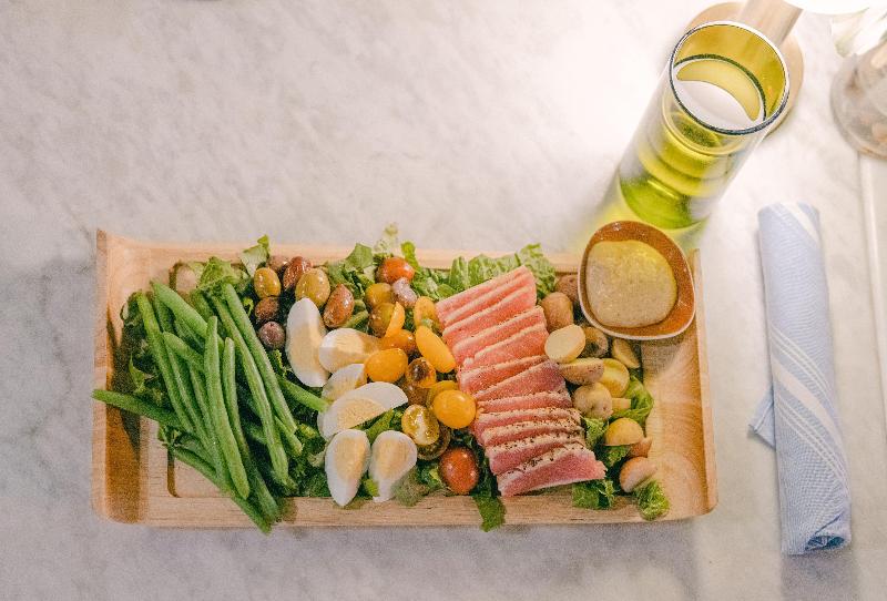 Stay in style at Kimpton Surfcomber Hotel