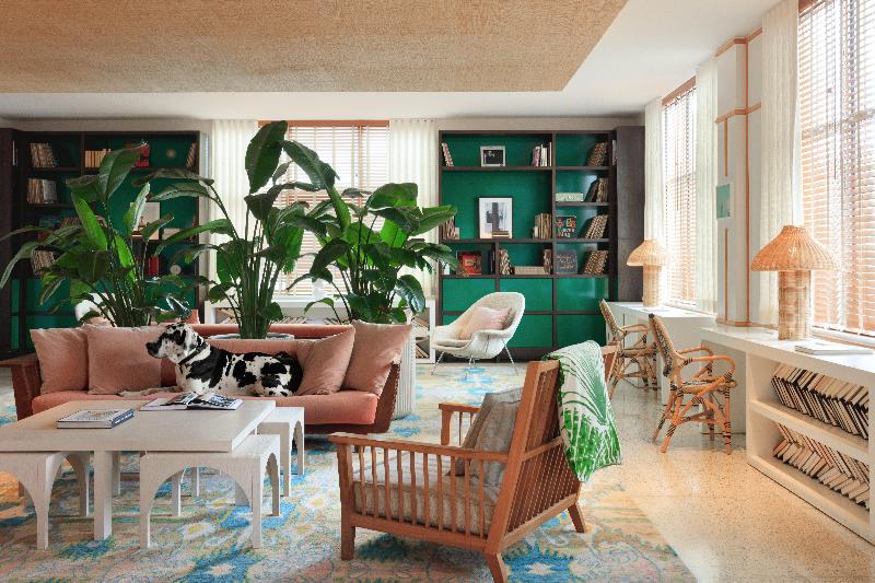 Stay in style at Kimpton Surfcomber Hotel