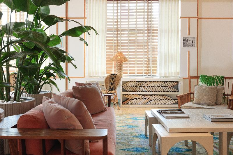 Stay in style at Kimpton Surfcomber Hotel